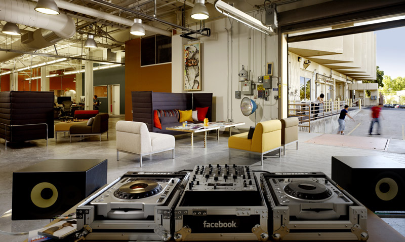 Offiice Lounge di Kantor Facebook