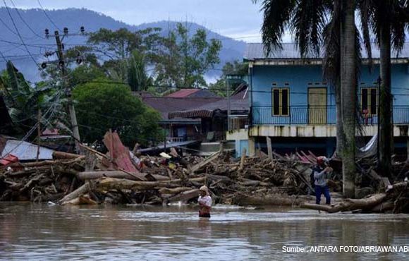 banjir bandang kawasan puncak