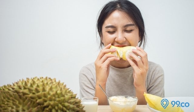 mimpi makan durian