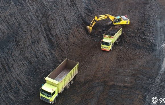 tambang batu bara terbesar di Indonesia