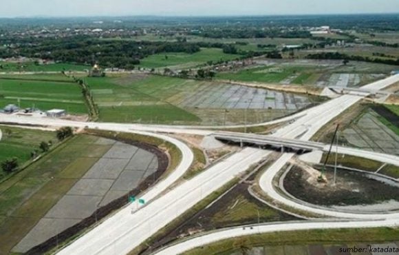 jalan tol nganjuk