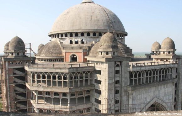 masjid termegah di indonesia