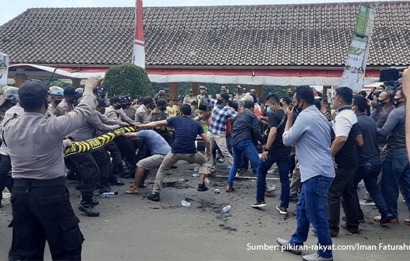 alasan masyarakat tidak menyukai polisi