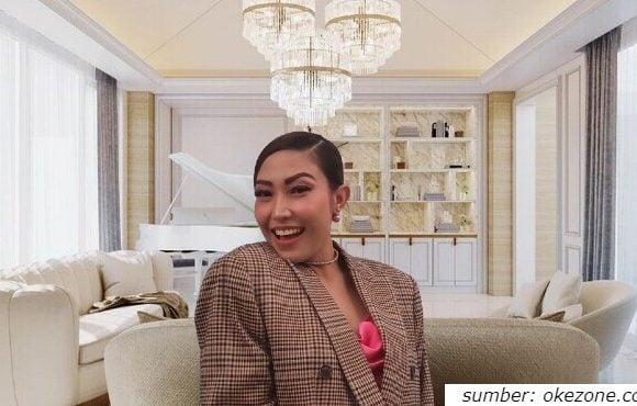 potret desain interior dari rumah ayu dewi