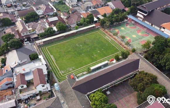 rumah dekat stadion bola