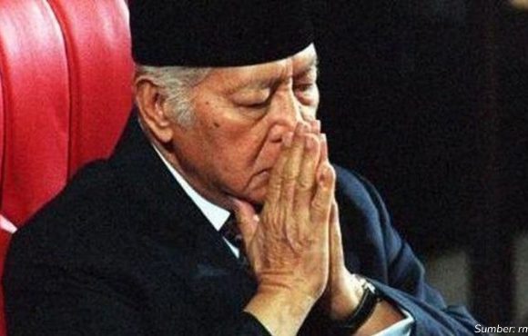 dosa besar soeharto