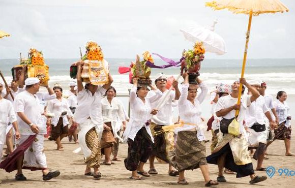 kamus bahasa bali dan artinya