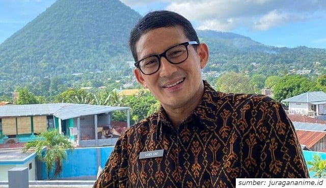 perbandingan rumah Sandiaga Uno