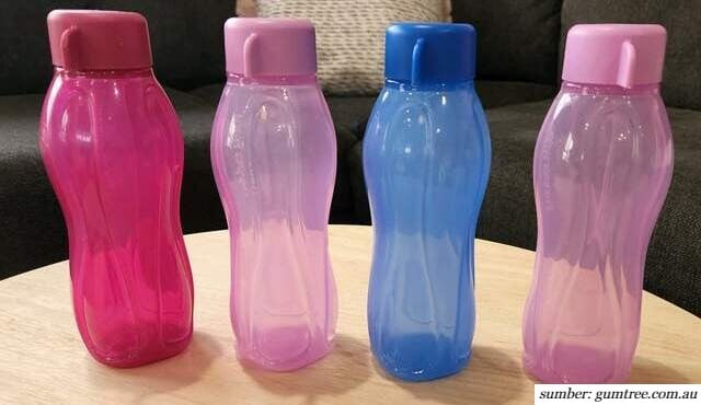 cara membersihkan botol tupperware