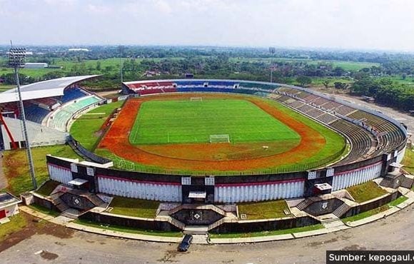 standar stadion di indonesia