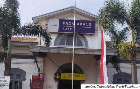 pembangunan infrastruktur stasiun padalarang