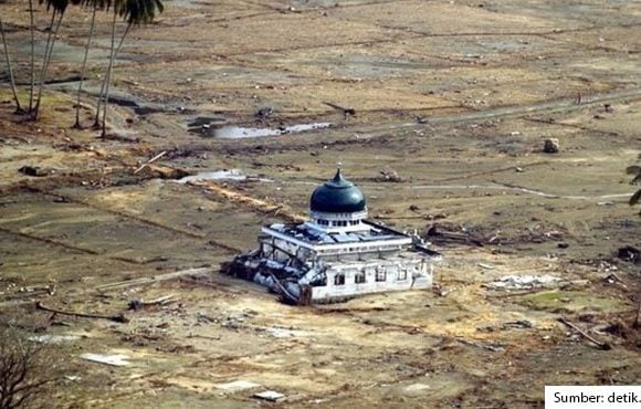 masjid indonesia terkena