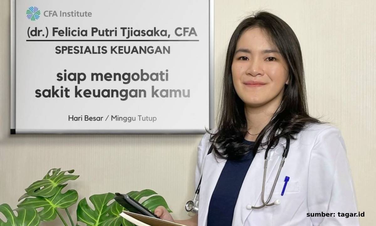 felicia putri tjiasaka