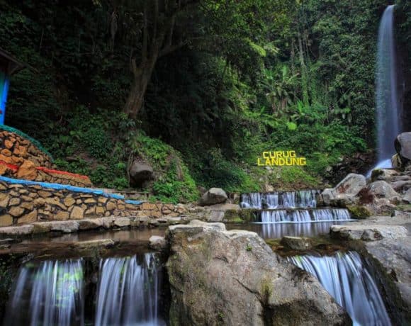 destinasi wisata di kuningan terbaik