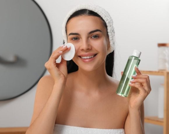 micellar water untuk kulit berminyak dan berjerawat