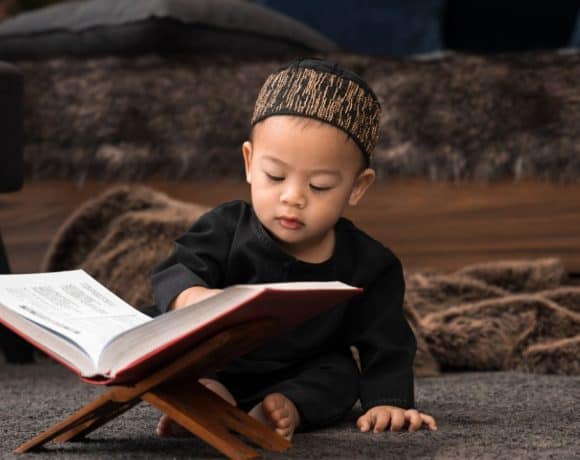 Nama Bayi Laki-Laki Islam 3 Kata dalam Al Quran