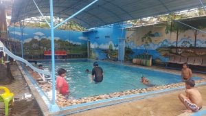 Waterpark Kolam Renang Batu