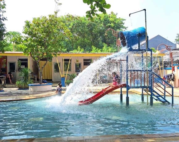 Waterpark Kolam Renang Cikarang