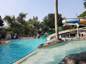 Waterpark Kolam Renang Cirebon