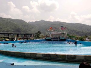 Waterpark Kolam Renang Ciwidey