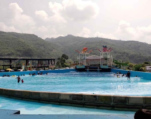 Waterpark Kolam Renang Ciwidey