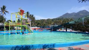 Waterpark Kolam Renang Garut