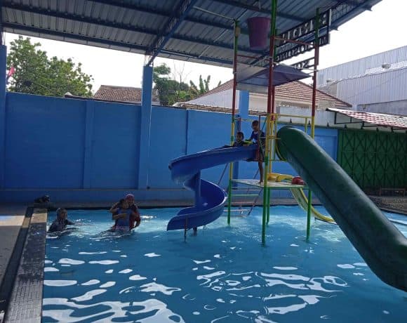 Waterpark Kolam Renang Solo